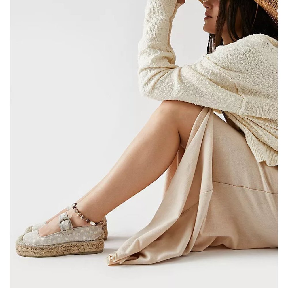 FREE PEOPLE Surfside Daisy Mary Janes / Ecru - Picture 5 of 16